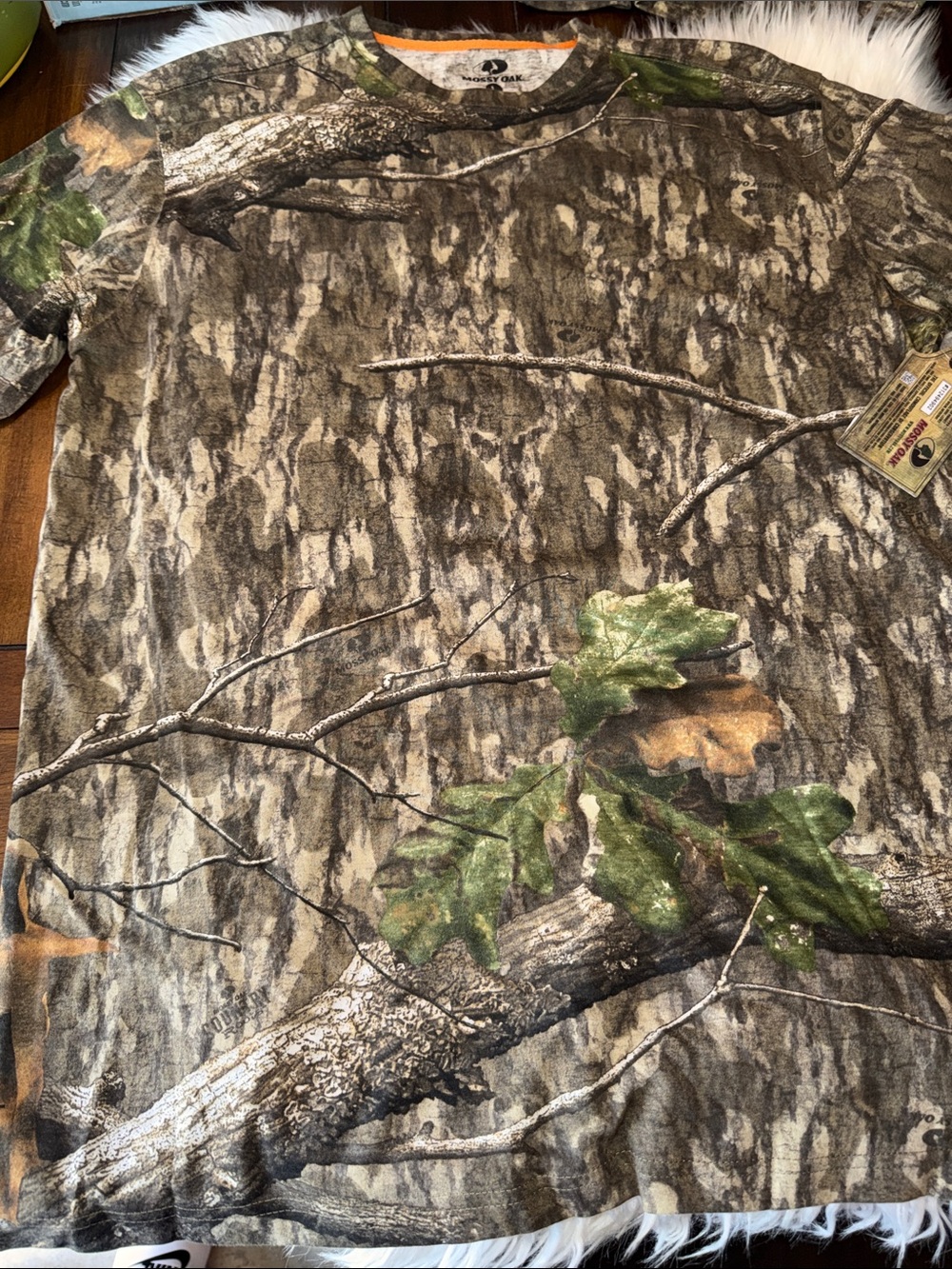 Mossy Oak Short-Sleeve RealTree Camo Tee in Green and Brown